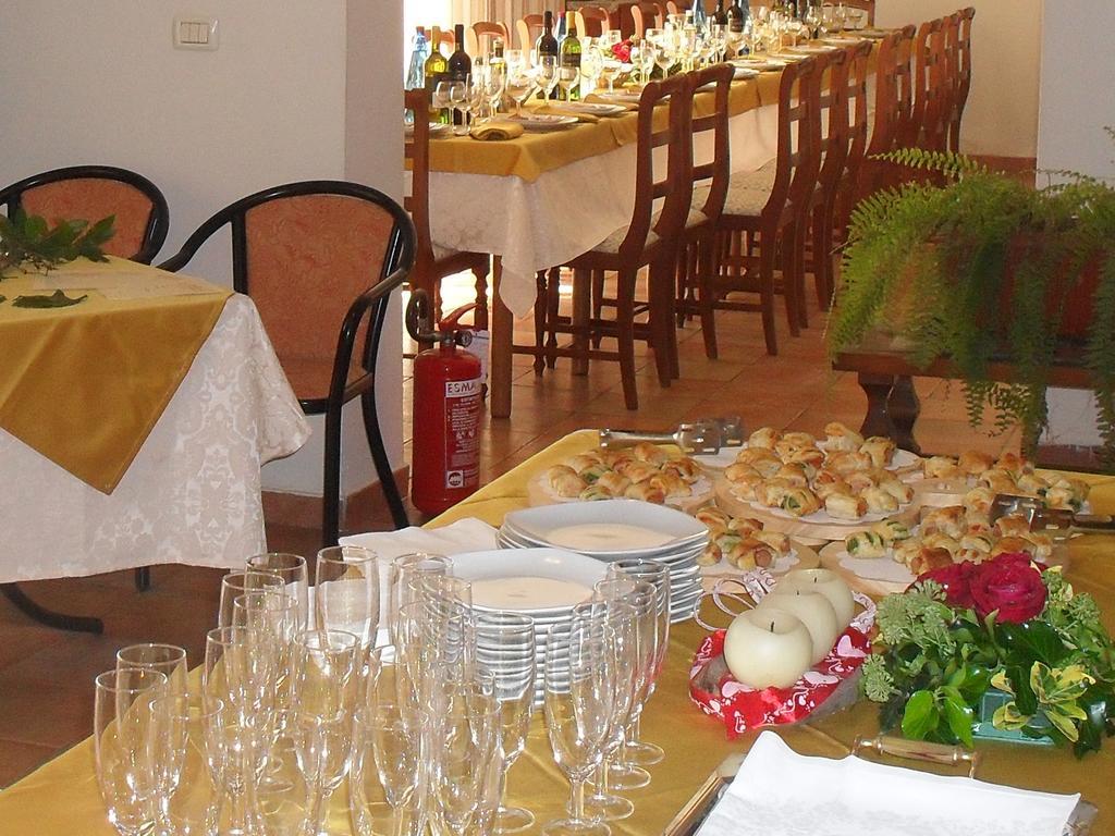 Albergo Ristorante Olimpia Abbadia San Salvator Dış mekan fotoğraf